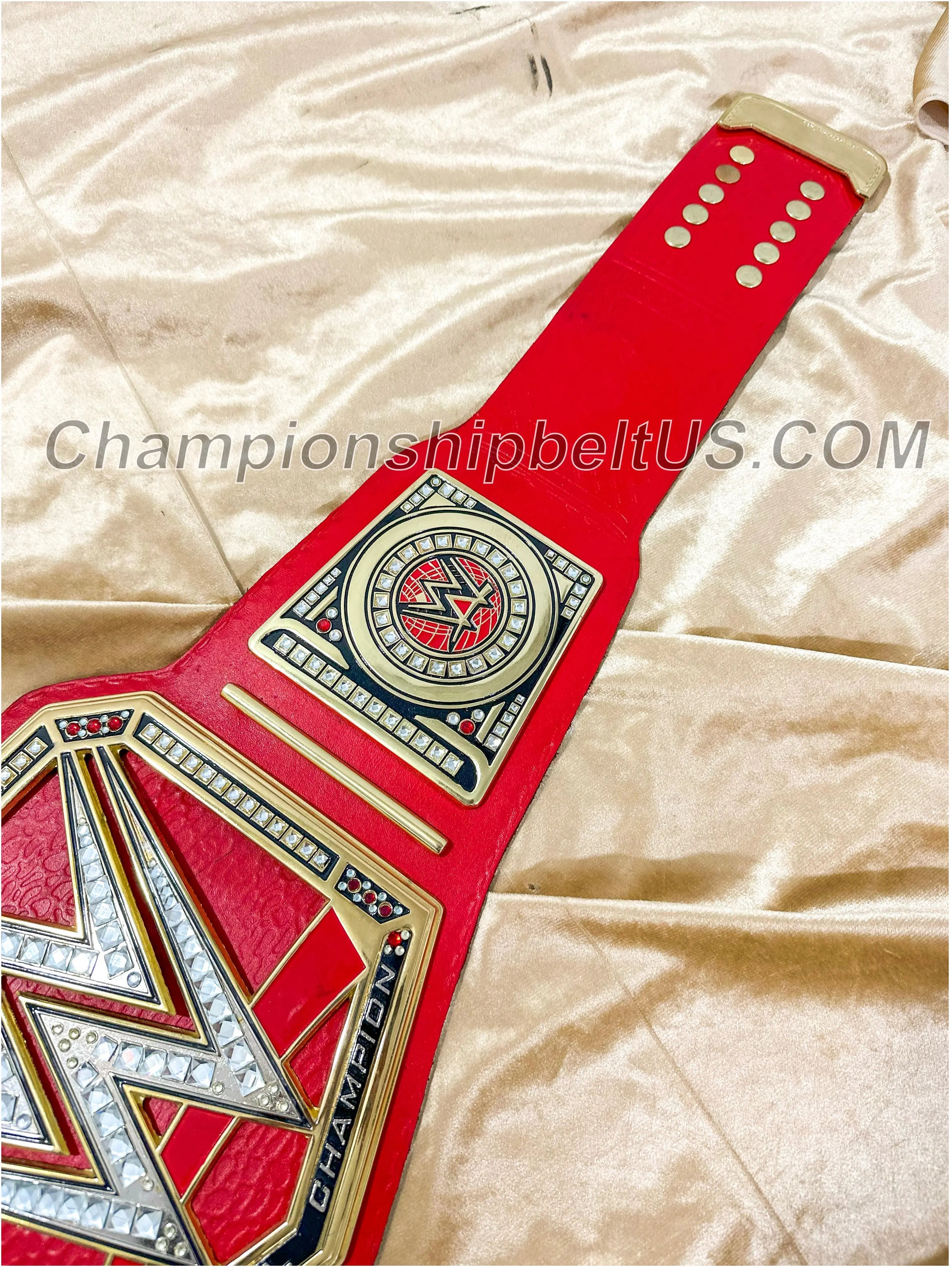 Elite Series Universal Championship Replica Title Belt