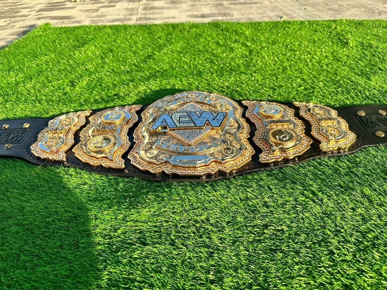  AEW Heavyweight Championship Bel