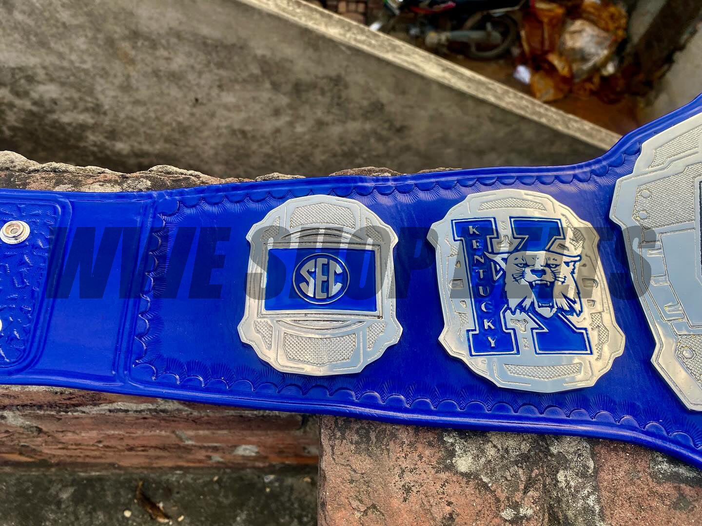 24K CNC Kentucky Wildcats National Champions Championship Belt – 8 Time NCAA Champs Collector Edition